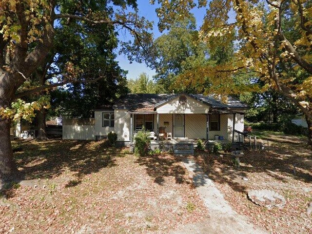 House image located at Sallisaw, OK 74955