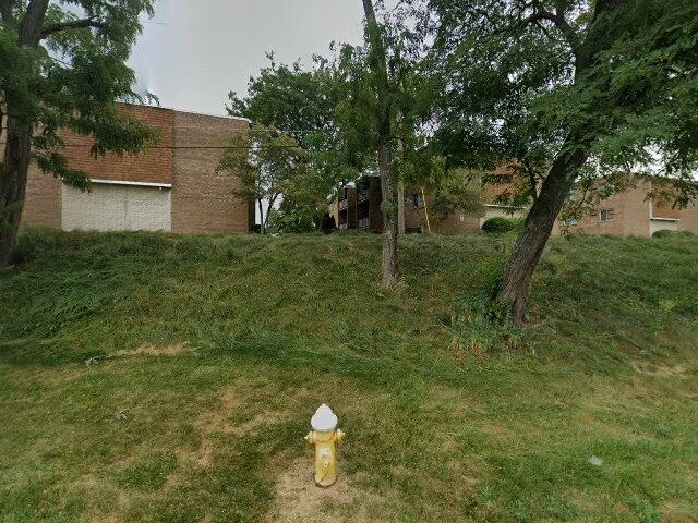 House image located at Cincinnati, OH 45211