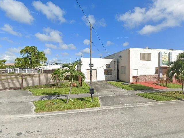 House image located at Hollywood, FL 33023