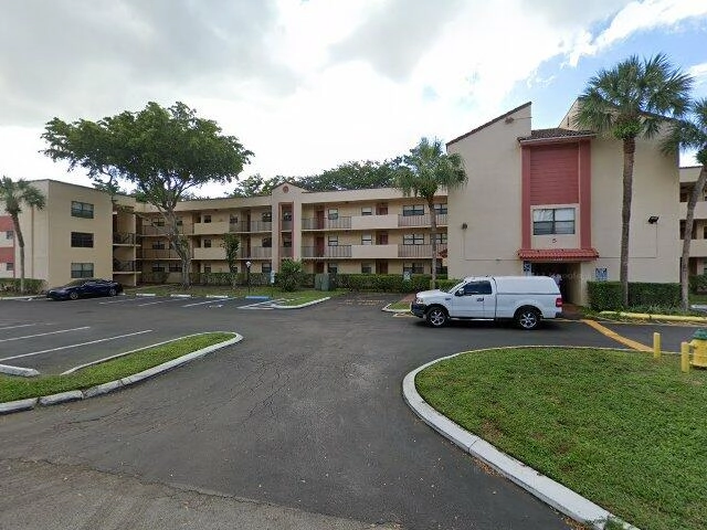 House image located at Hollywood, FL 33025