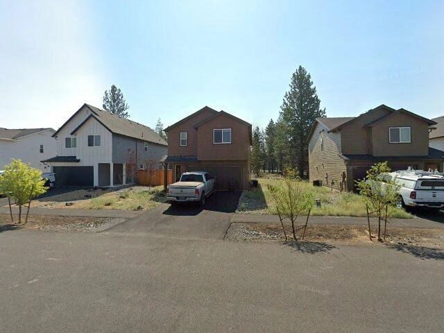 House image located at La Pine, OR 97739