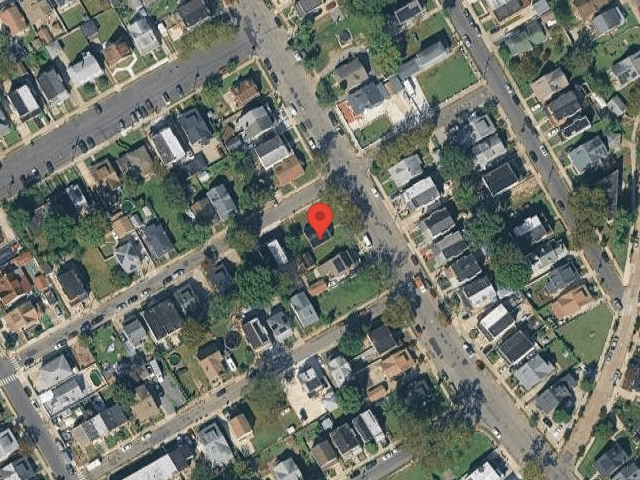 House image located at Camden, NJ 08105