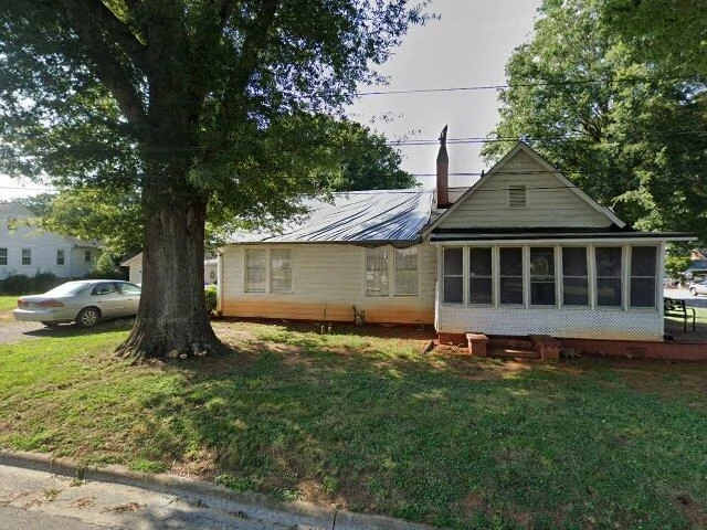 House image located at Cherryville, NC 28021