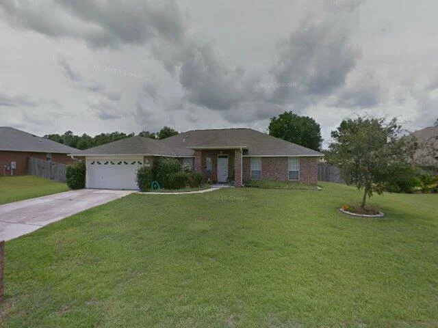 House image located at Milton, FL 32571