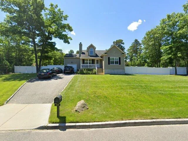 House image located at Ridge, NY 11961