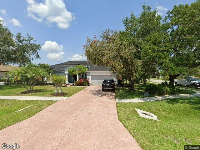 House image located at Bradenton, FL 34202