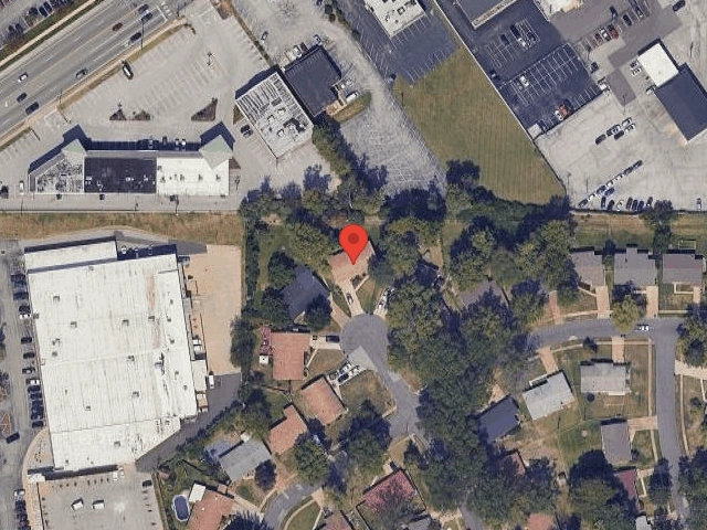 House image located at Florissant, MO 63033