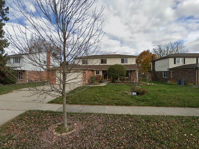 House image located at Canton, MI 48187