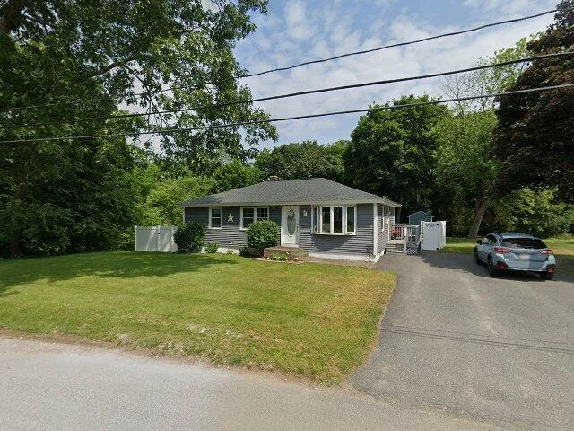House image located at Shrewsbury, MA 01545