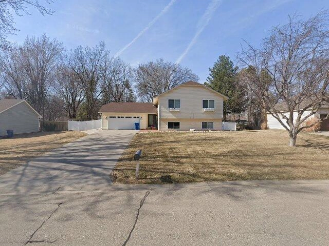 House image located at Minneapolis, MN 55442