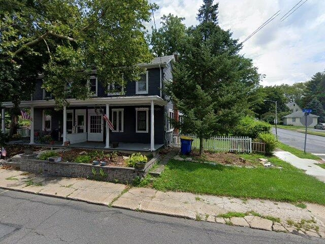 House image located at Camden, NJ 08105