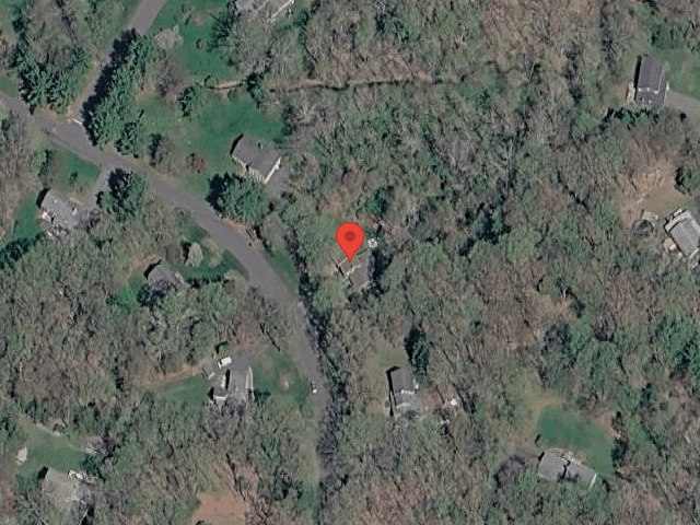 House image located at Simsbury, CT 06070
