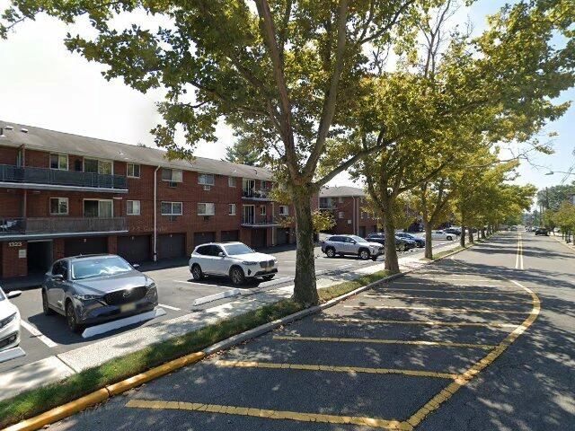 House image located at Fort Lee, NJ 07024