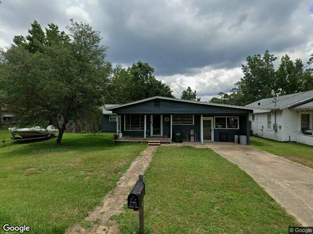 House image located at Milton, FL 32570