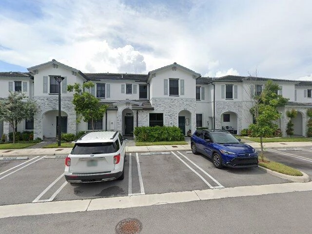 House image located at Miami, FL 33187