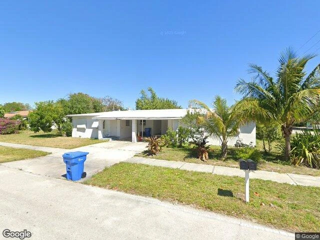 House image located at Lake Worth, FL 33462
