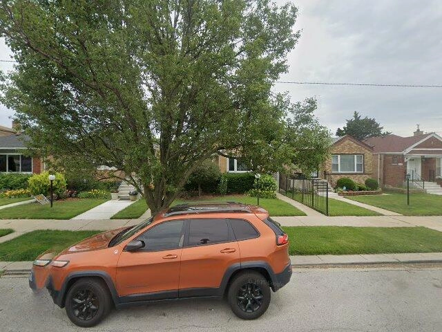 House image located at Chicago, IL 60628