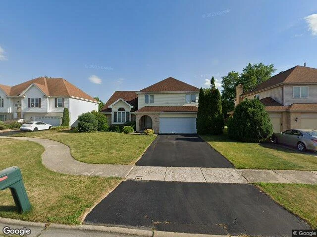 House image located at South Holland, IL 60473