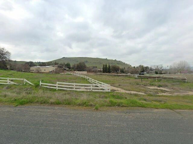 House image located at Springville, CA 93265