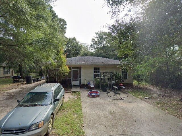 House image located at Milton, FL 32583