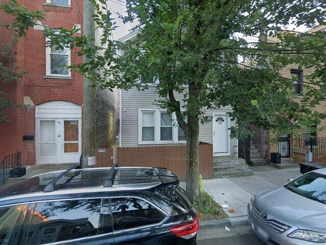 House image located at Chicago, IL 60616