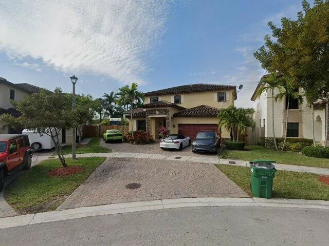 House image located at Miami, FL 33196