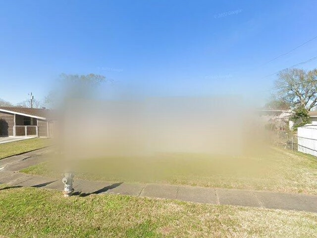 House image located at Gretna, LA 70056