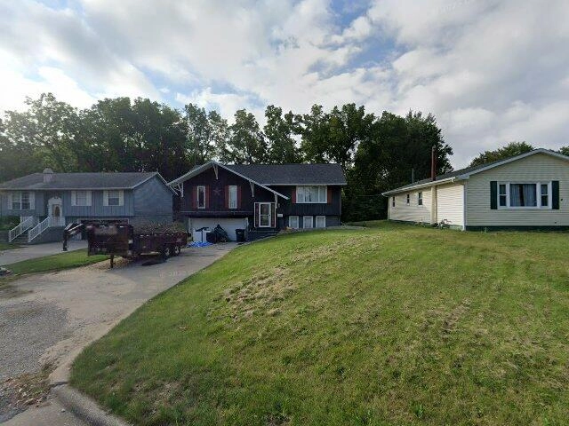 House image located at Burlington, IA 52601
