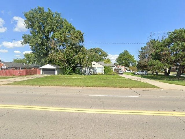 House image located at Roseville, MI 48066