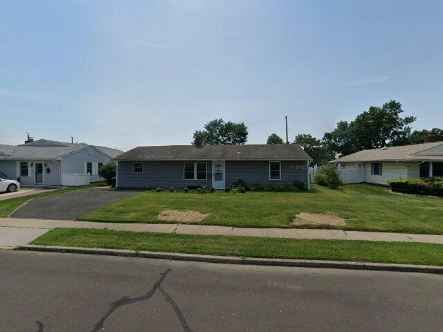 House image located at Shirley, NY 11967