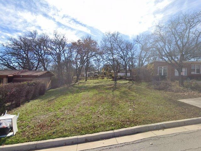 House image located at Fort Worth, TX 76112