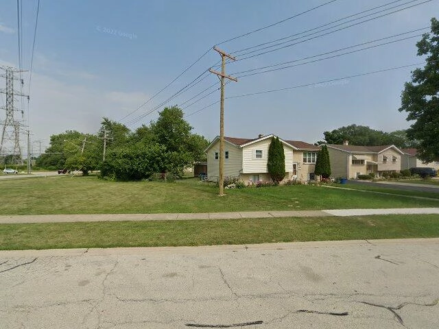 House image located at Addison, IL 60101