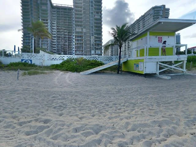 House image located at Hallandale, FL 33009