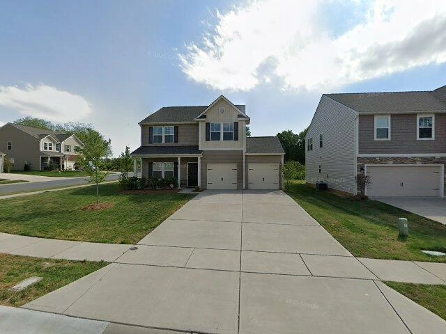 House image located at Charlotte, NC 28215