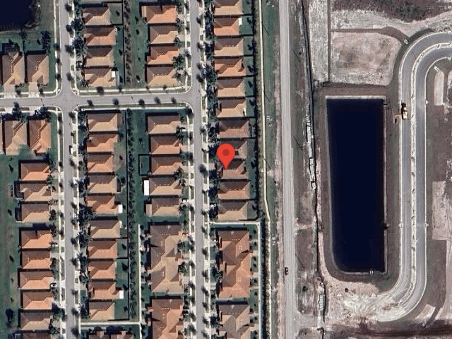 House image located at Wimauma, FL 33598