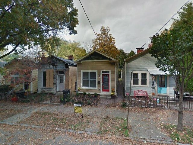House image located at Louisville, KY 40204