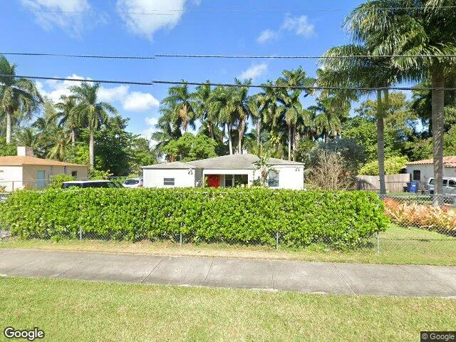 House image located at Miami, FL 33150