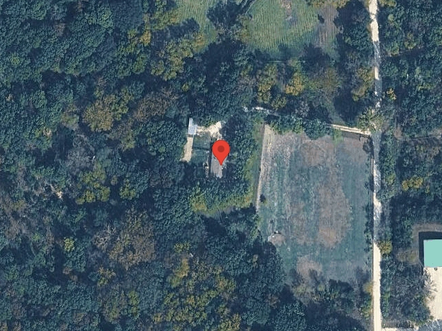 House image located at Tonganoxie, KS 66086