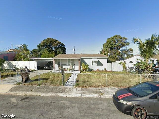 House image located at West Palm Beach, FL 33405