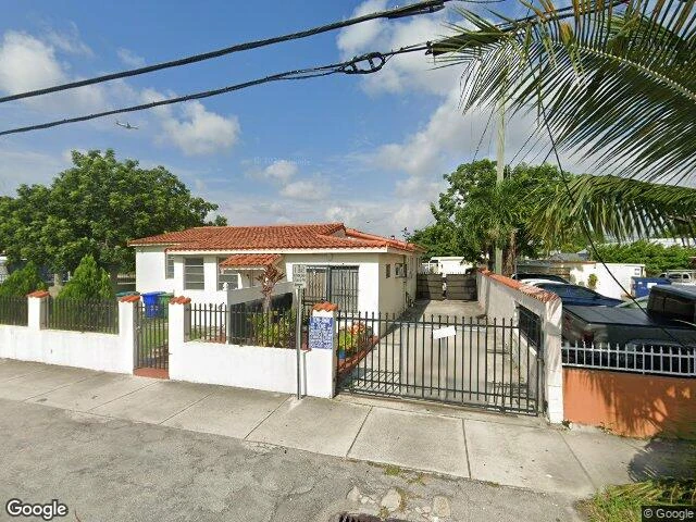 House image located at Miami, FL 33135