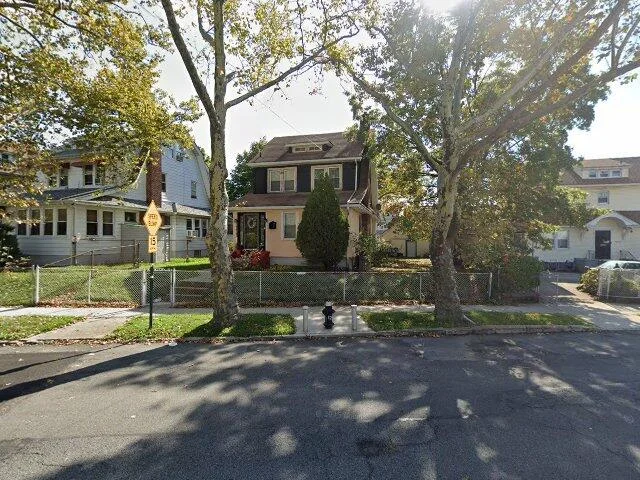 House image located at Saint Albans, NY 11412