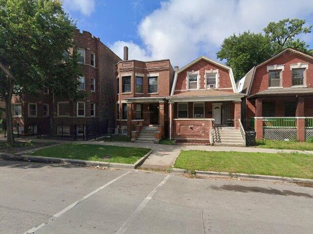 House image located at Chicago, IL 60637