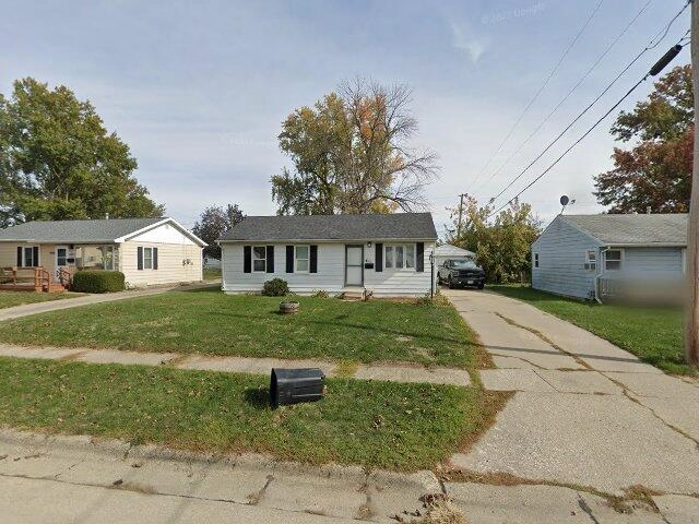 House image located at Newton, IA 50208