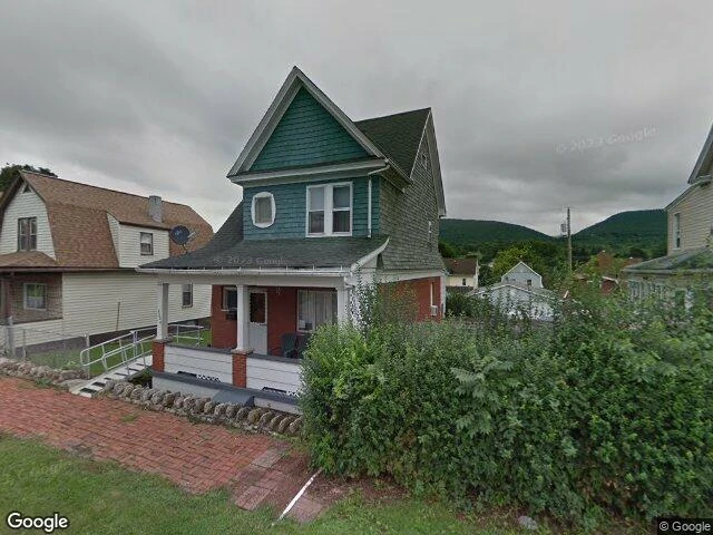 House image located at Altoona, PA 16602