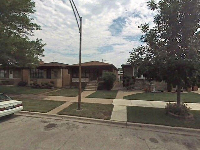 House image located at Chicago, IL 60617
