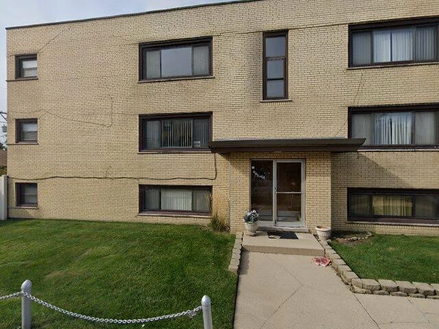 House image located at Chicago, IL 60638