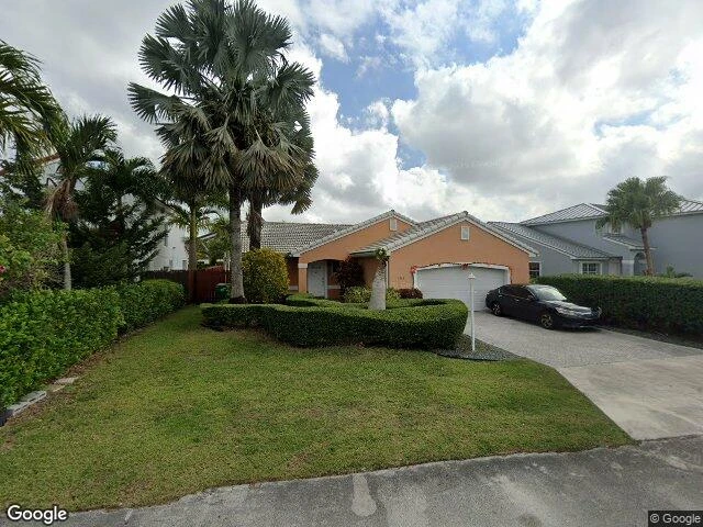 House image located at Miami, FL 33193