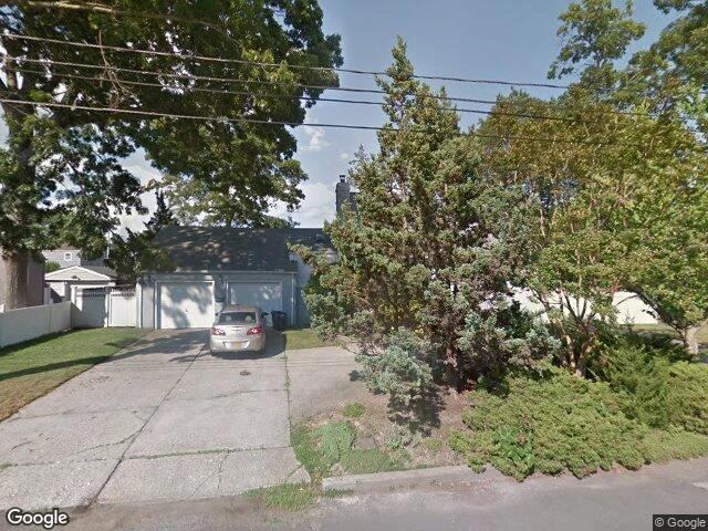House image located at Lindenhurst, NY 11757