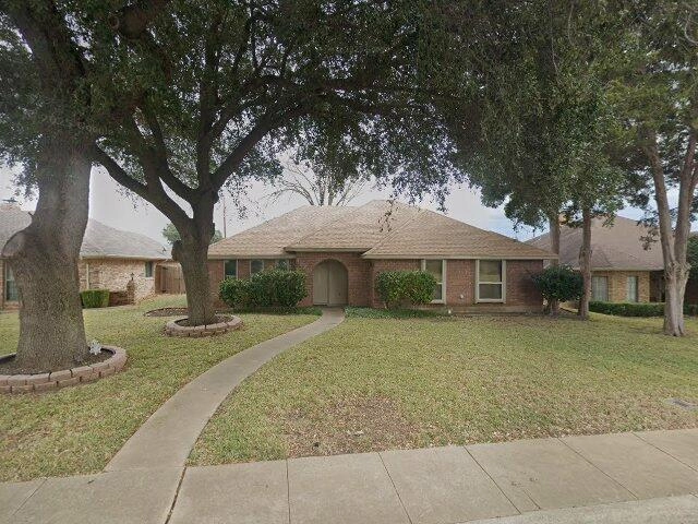 House image located at Duncanville, TX 75137