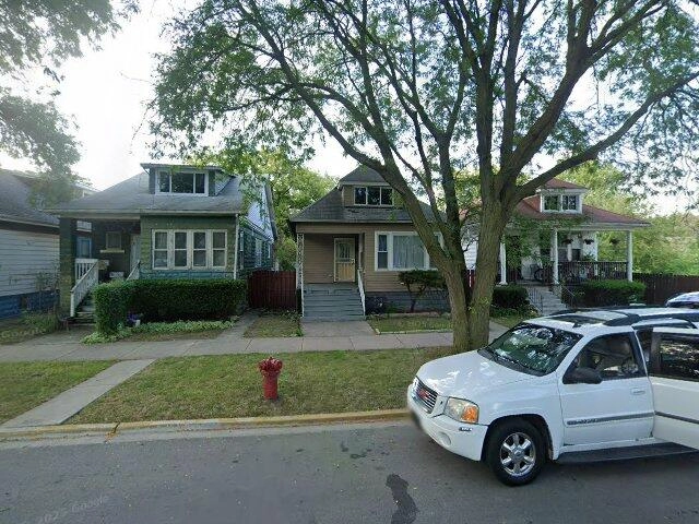 House image located at Chicago, IL 60628